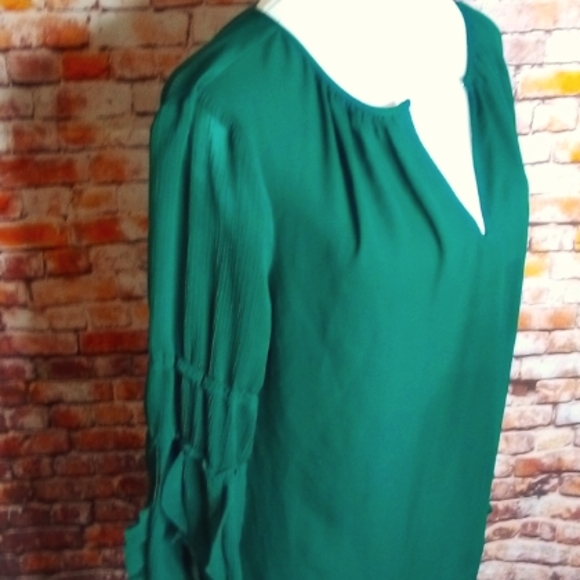 Worthington Emerald Green Semi Sheer Keyhole Blouse - Picture 6 of 12